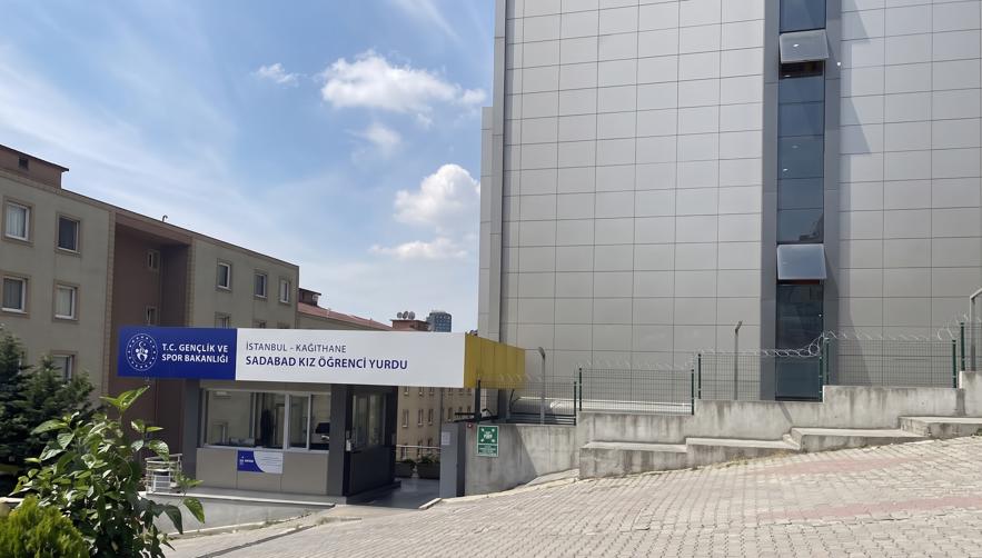 Sadabad Öğrenci Yurdu Kapak Fotoğrafı